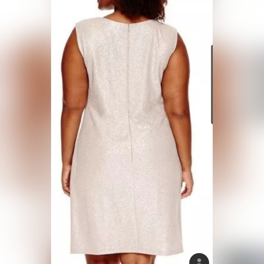 Scarlett Sleeveless Metallic Dress Keyhole Neckline sz 18W Taupe 🪅 Host Pick - Picture 2 of 11